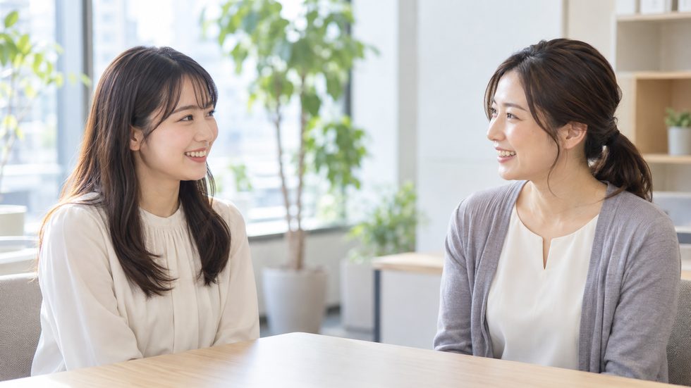 面接・相談の様子(女性スタッフが対応)